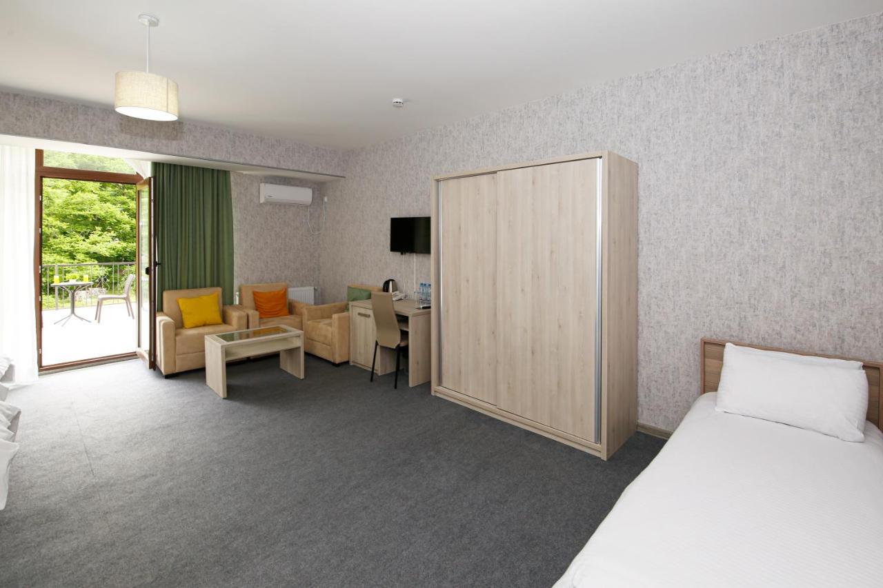 Sviana Resort テラヴィ エクステリア 写真