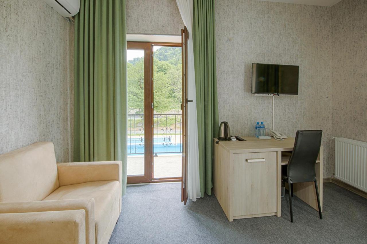 Sviana Resort テラヴィ エクステリア 写真